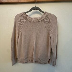 GAP Women's Light Tan Crew Neck Sweater